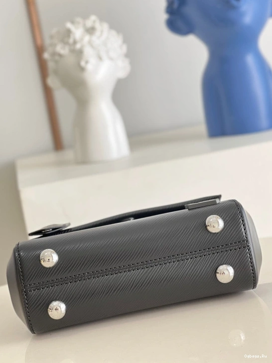 VUITTON CHANELUNY LOUIS MINI 0217